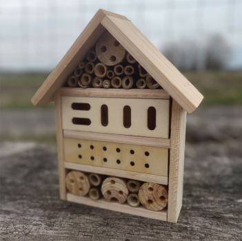 Gratis Insektenhotel